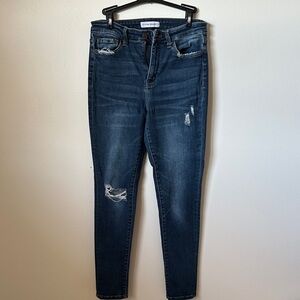 Universal Thread Dark Blue Skinny Jeans